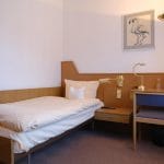 Single bed room at Parkhotel Goldlinde